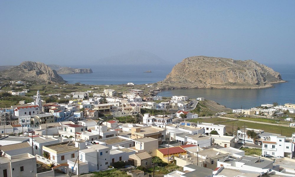 arcassa view on unspoilt beach